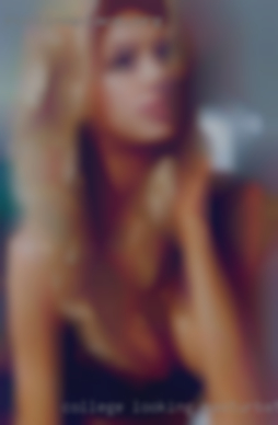 College looking masturbation women together from Escanaba.