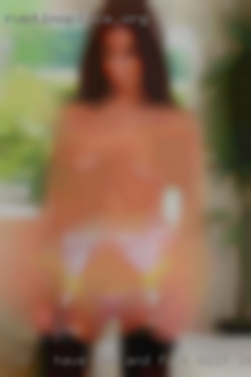 Have fun and fuck milf I'm a dick eater.