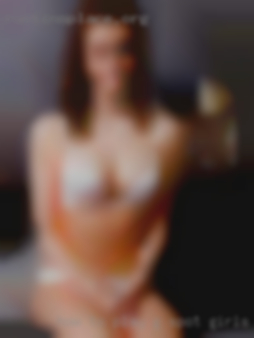 How to play g spot girls in pussy from Cullman?